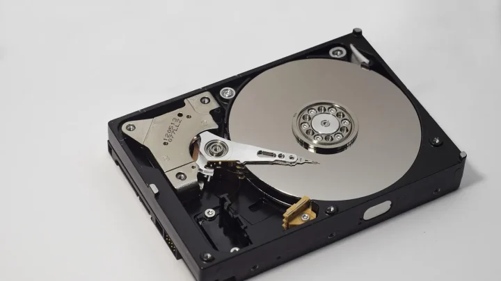 hard drive, hard disk, hdd, disk, computer, drive, component, device, macro, hard, digital, data, memory, storage, elect